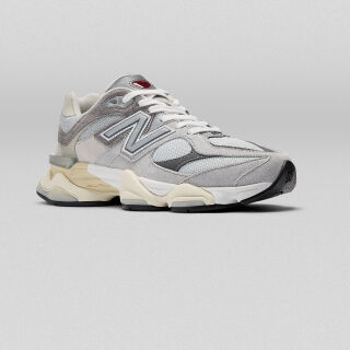 Adoptez le style urbain avec les New Balance femme disponibles sur lamode.tn